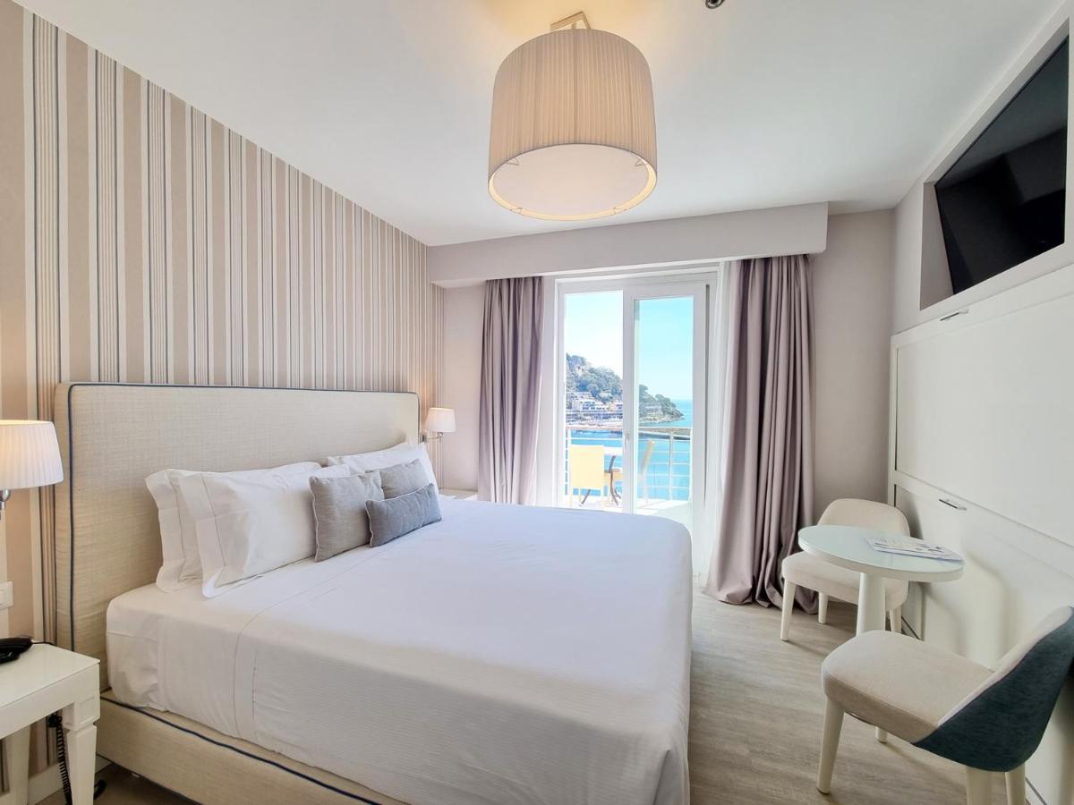 Hotel Plaza Porto Azzurro Exteriér fotografie