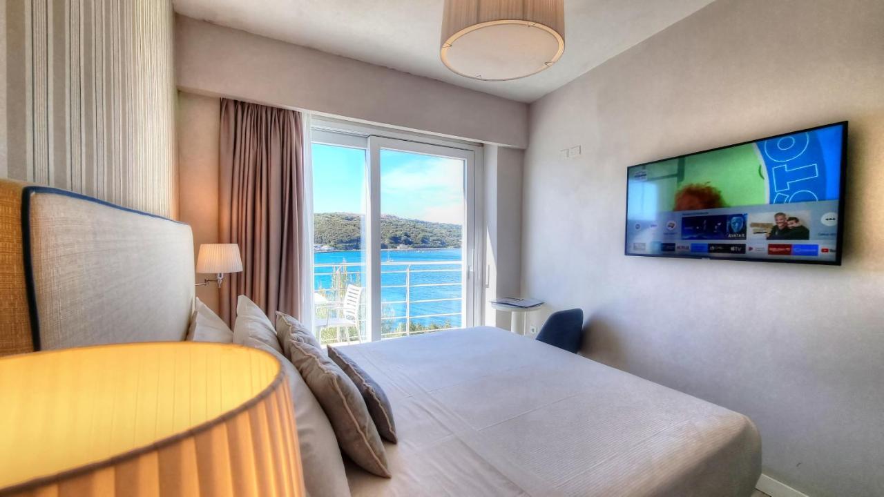 Hotel Plaza Porto Azzurro Exteriér fotografie